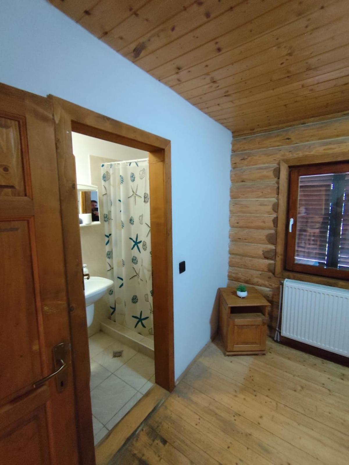 Veresko Villa Lacu Rosu Eksteriør billede