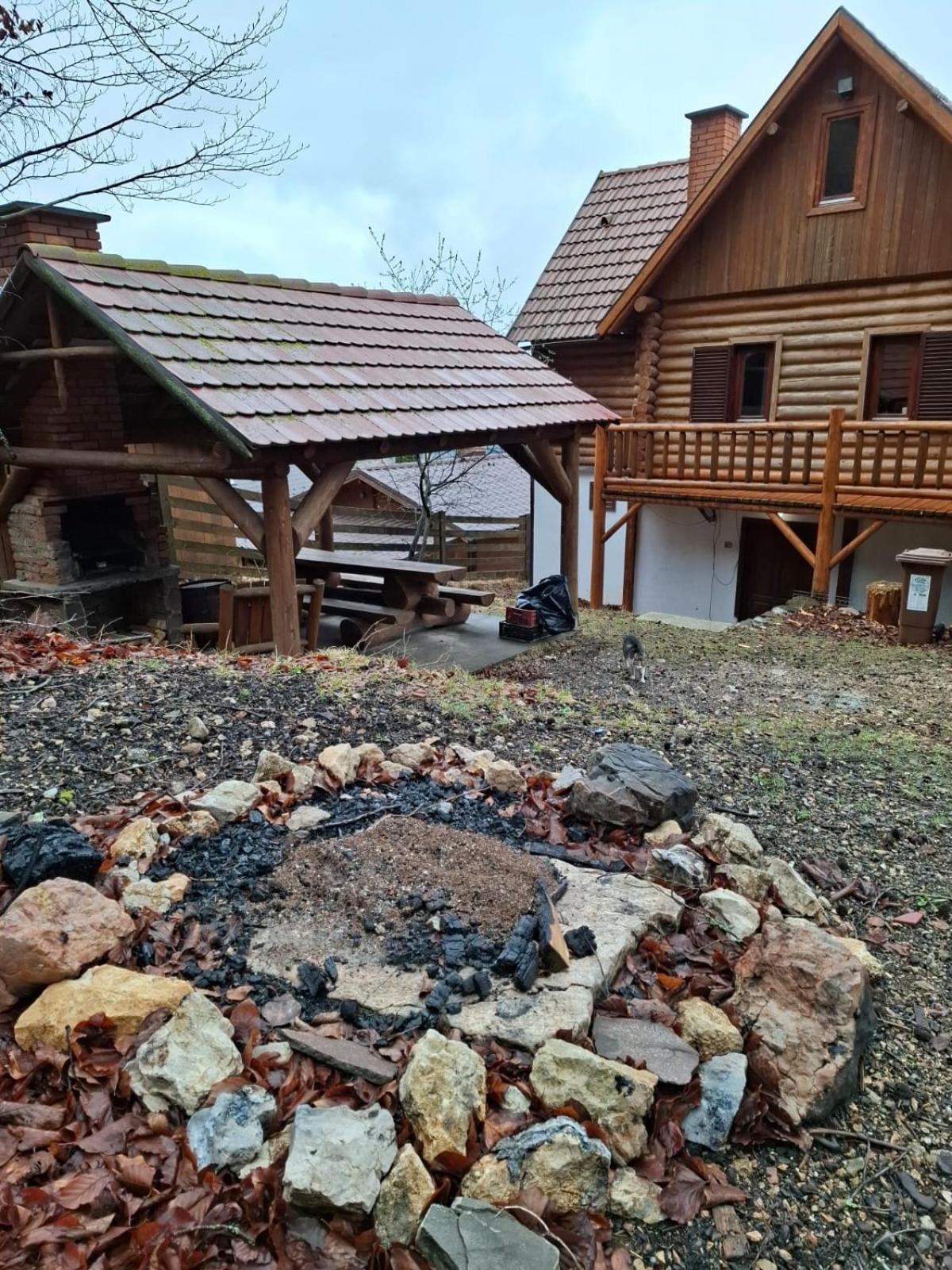 Veresko Villa Lacu Rosu Eksteriør billede